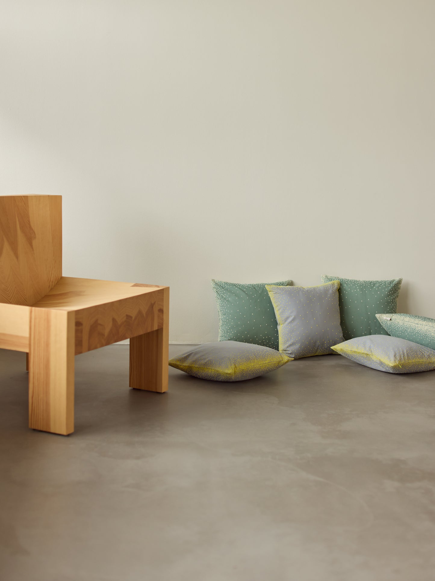 EDGE cushion cover <blue>
